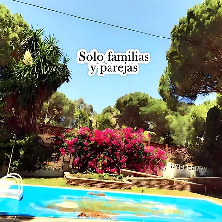 Con Piscina Privada En Chiclana